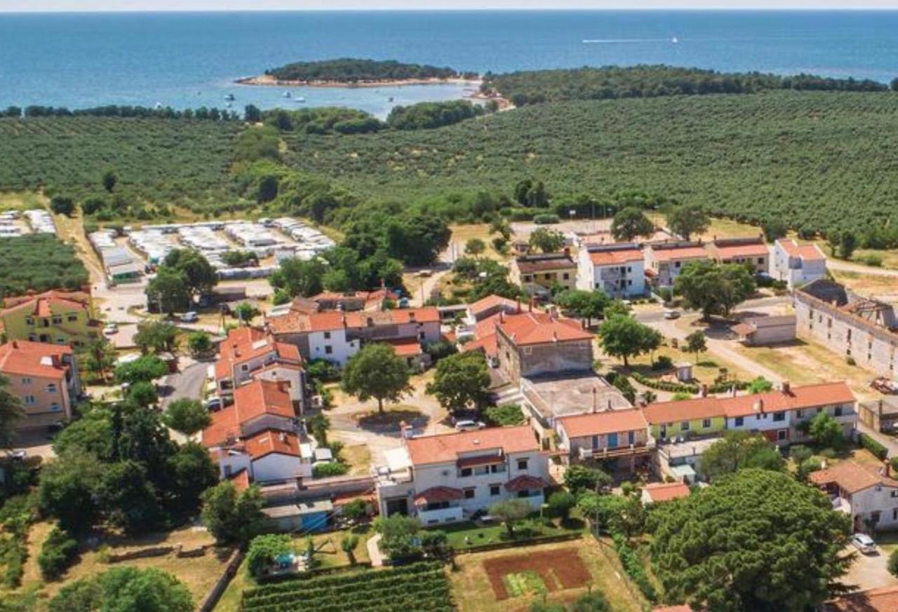 Apartments Vojvoda Poreč Exterior foto